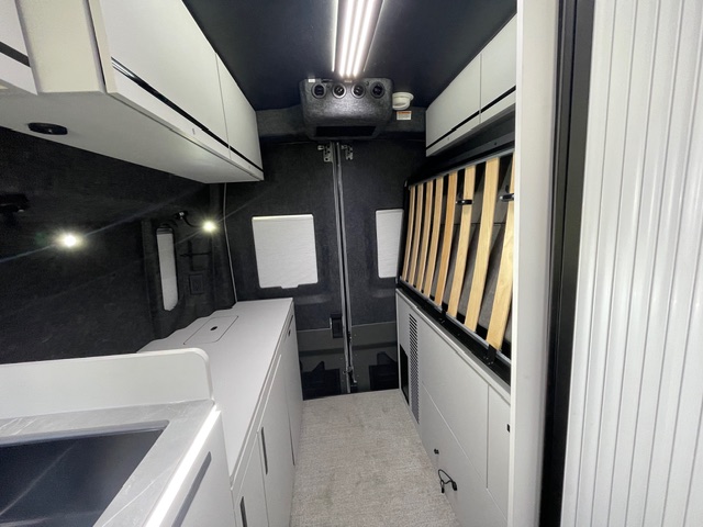 2026 Grand Design Lineage Series VT LVT1 - Image 32