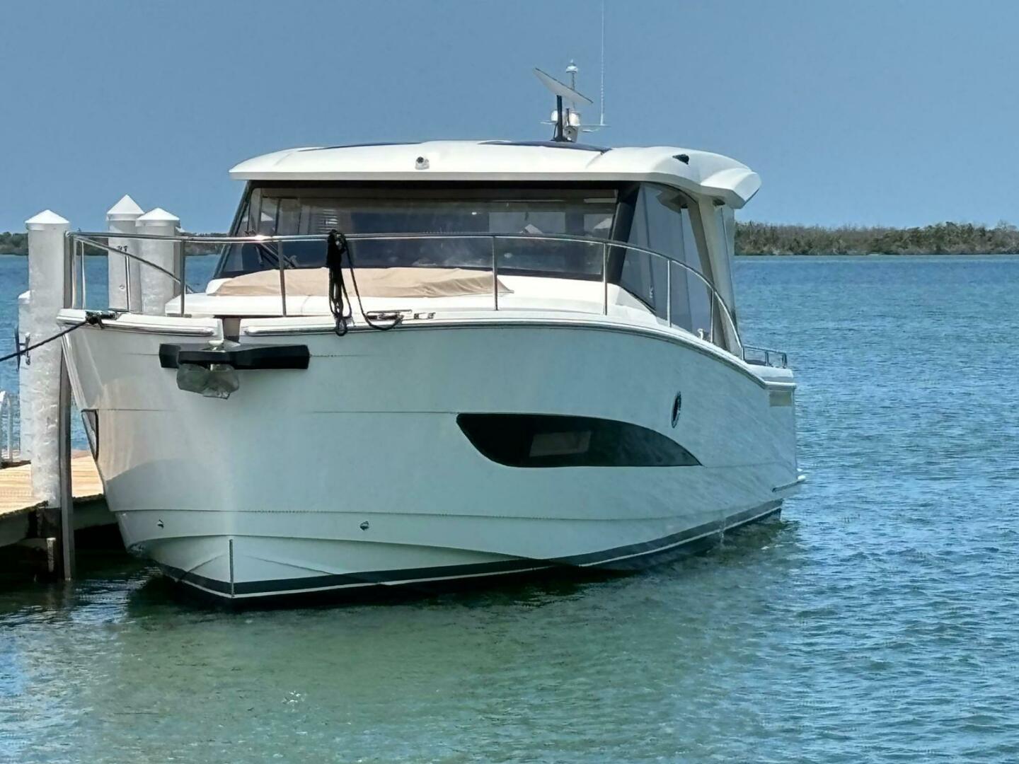 2020 Greenline 39 E-Drive - Image 1
