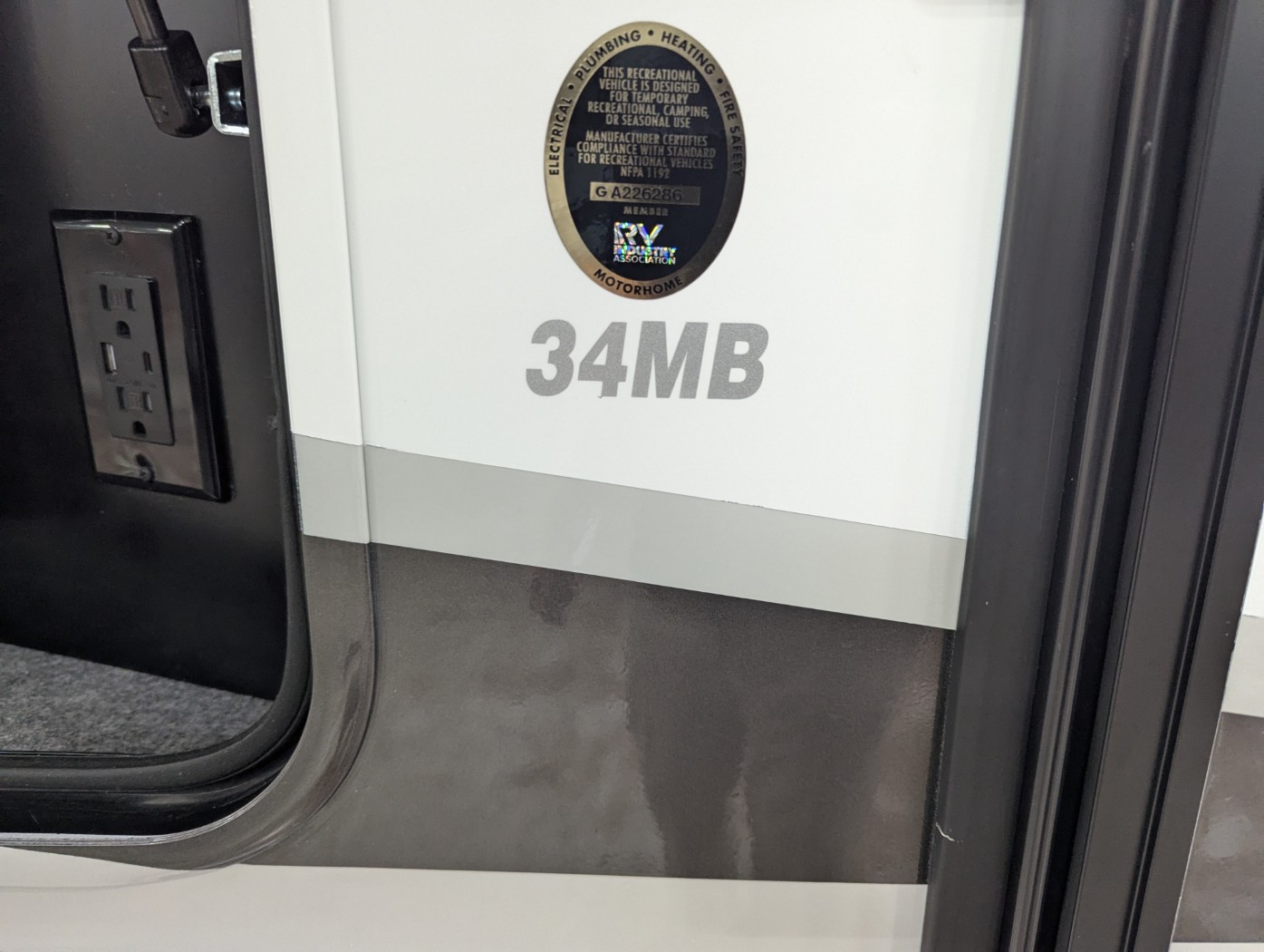 2026 Fleetwood Fortis 34MB - Image 6