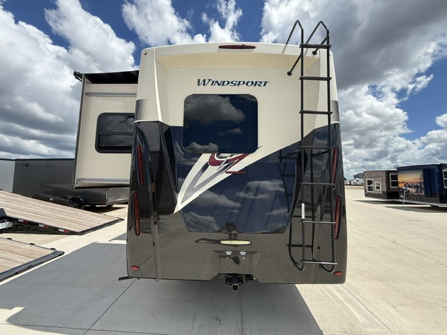 2023 Thor Motor Coach Windsport 31C - Image 8