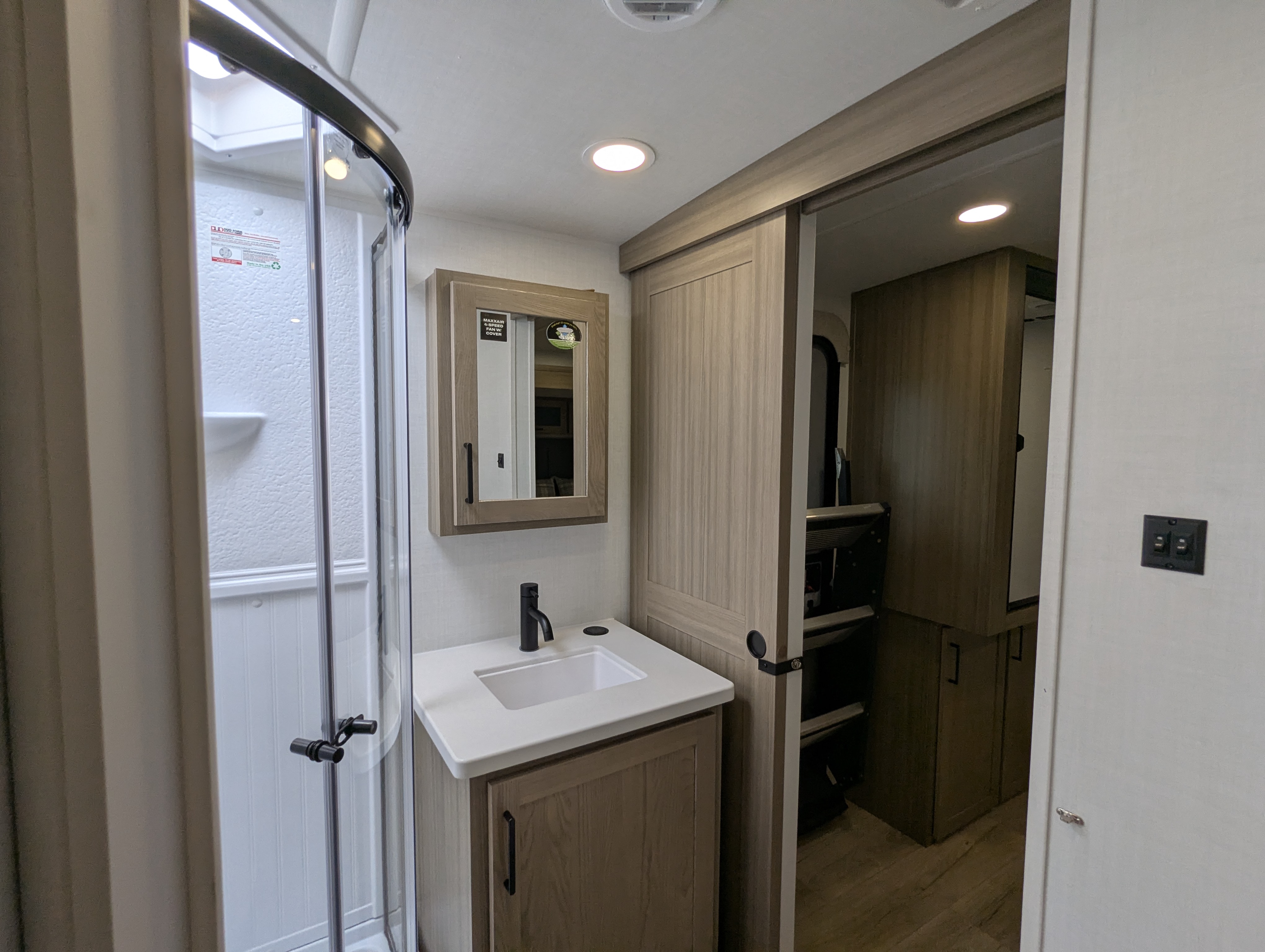 2027 Forest River Rockwood Ultra Lite 2608BS - Image 35