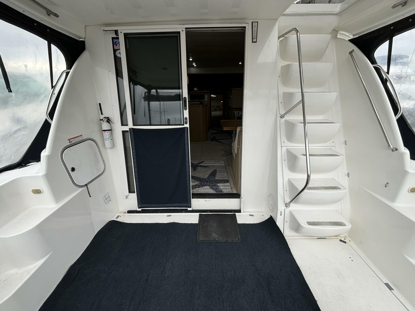 2000 Bayliner 3788 Command Bridge - Image 5
