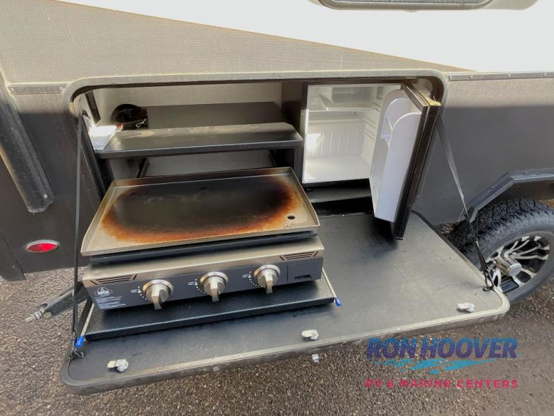 2022 EMBER OVERLAND SERIES 191MDB - Image 32
