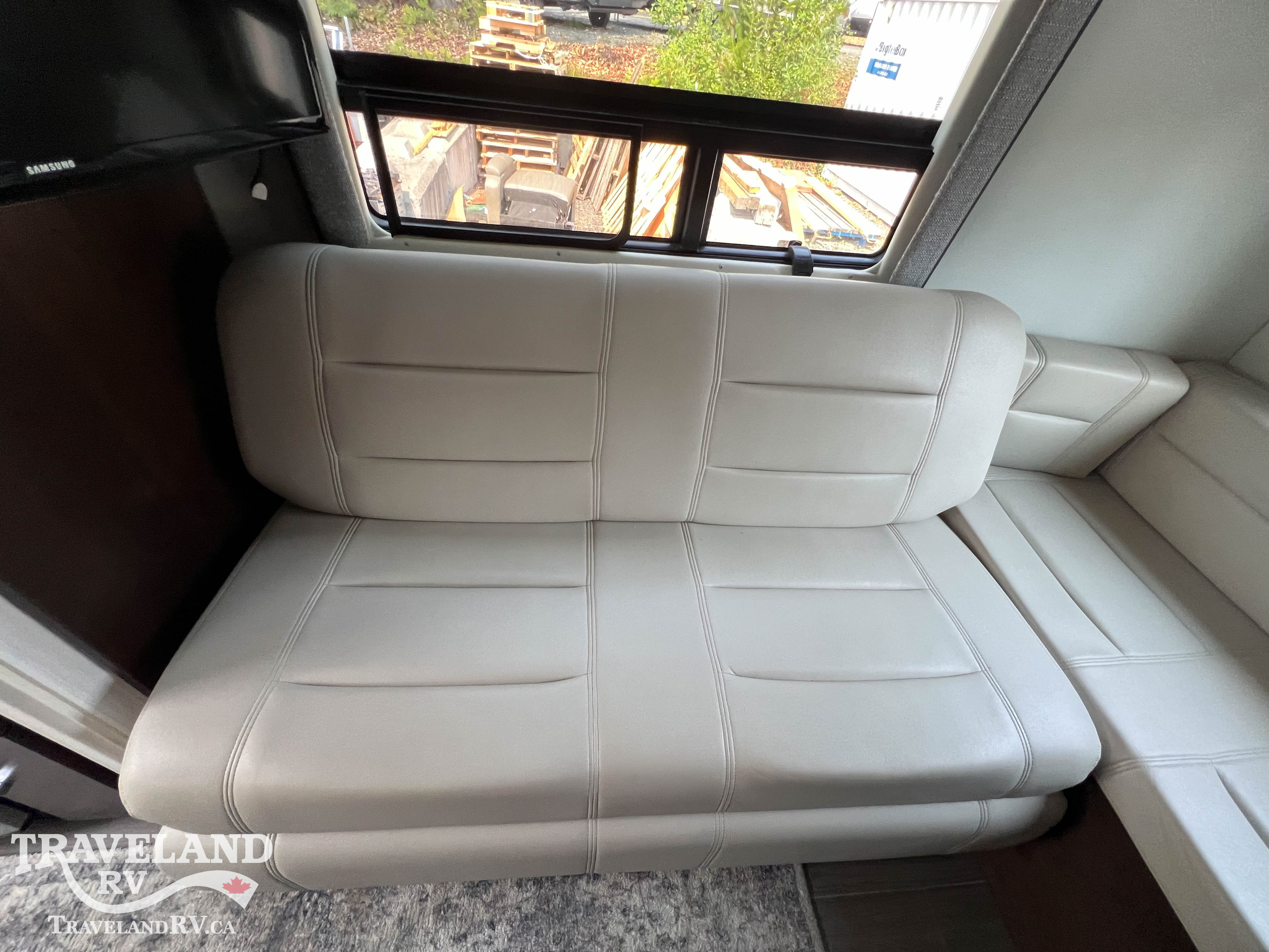 2018 Leisure Travel Serenity S24CB - Image 17
