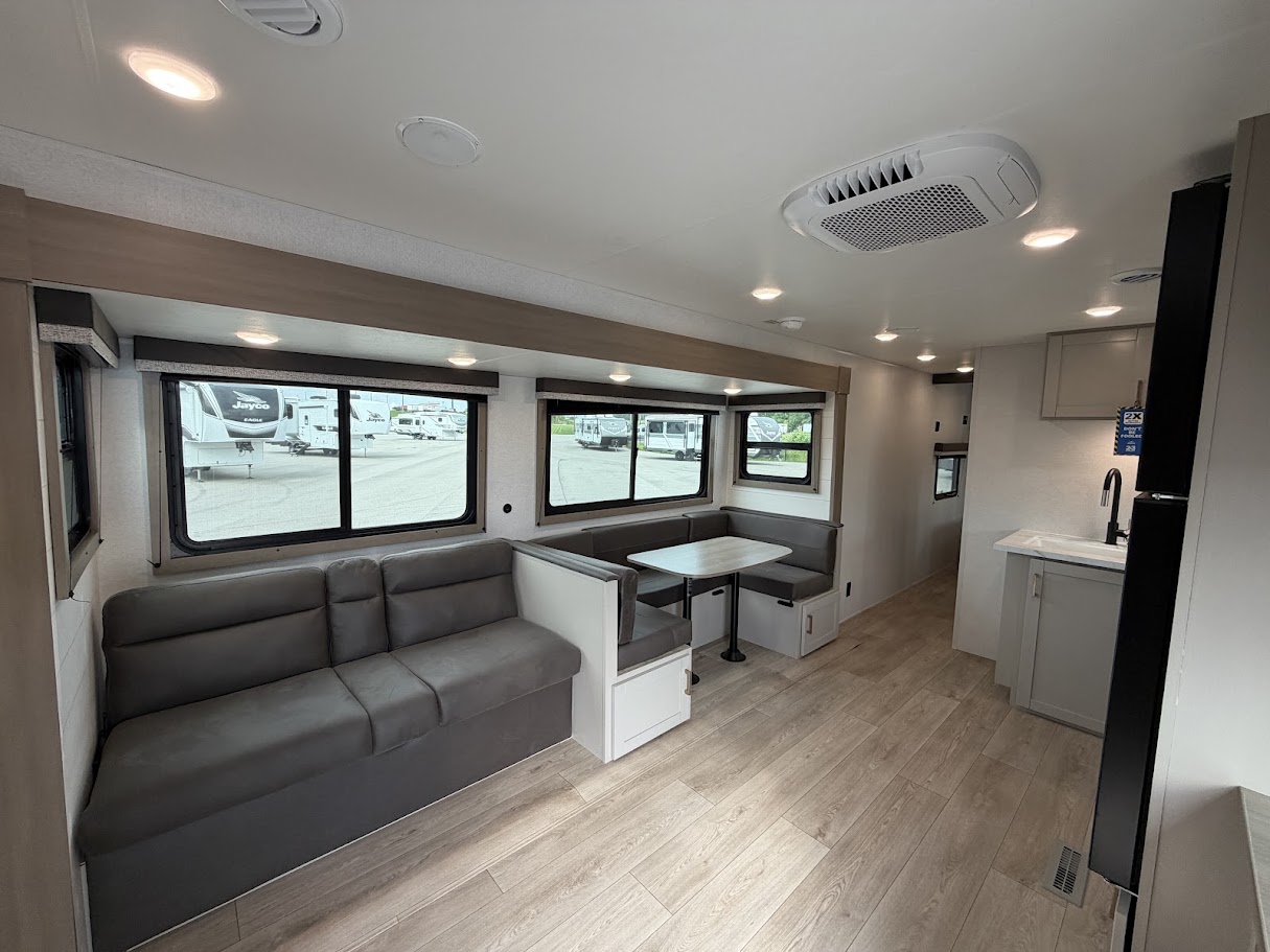 2027 JAYCO JAY FLIGHT 333BTS - Image 10