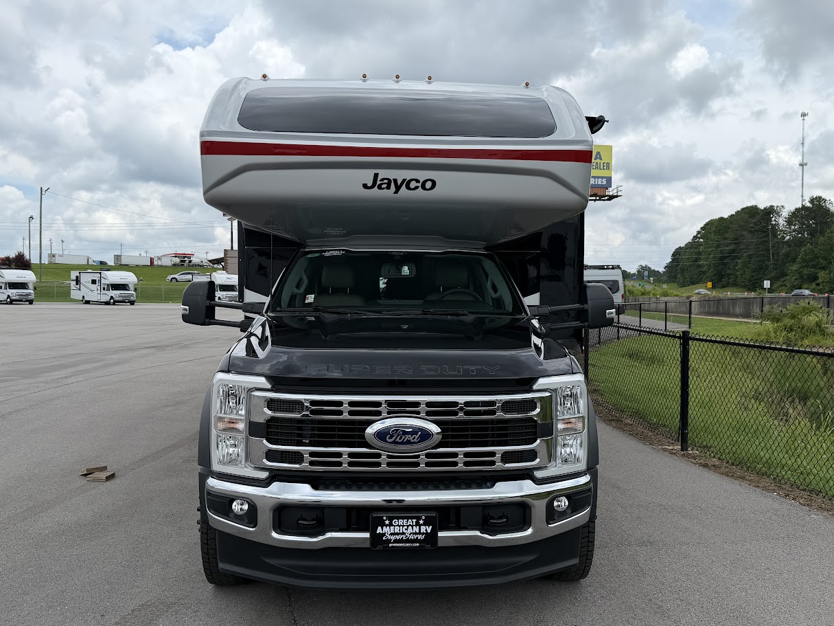 2027 JAYCO GREYHAWK XL 32U - Image 2