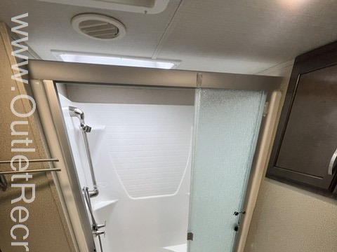 2019 Grand Design Solitude 385GK - Image 28