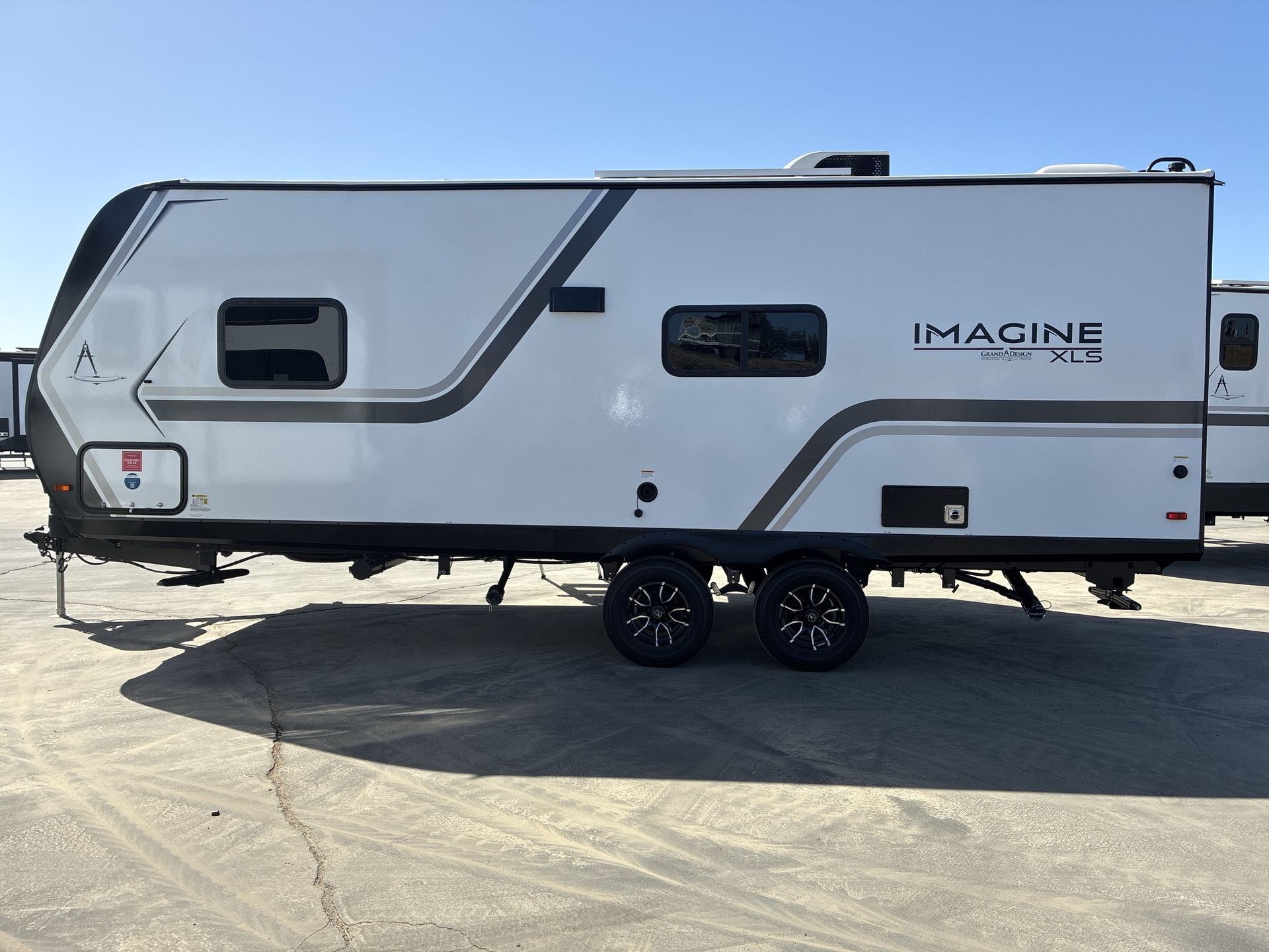 2027 Grand Design Imagine XLS 22RBE - Image 13