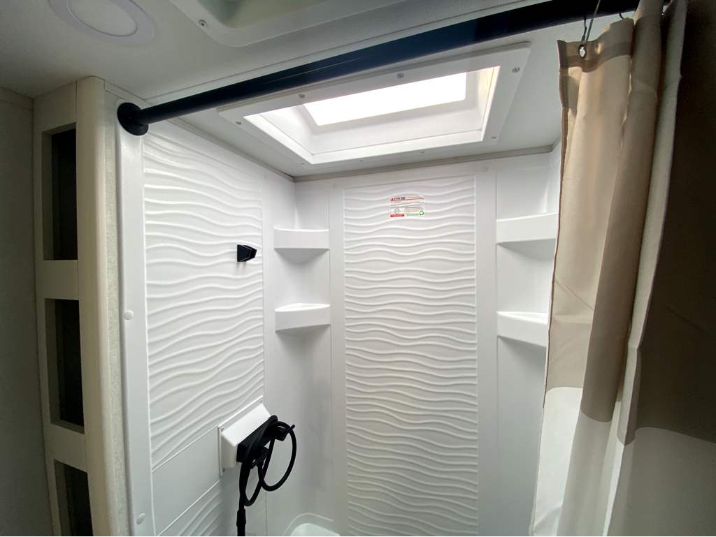 2026 GRAND DESIGN TRANSCEND 26BHX - Image 23