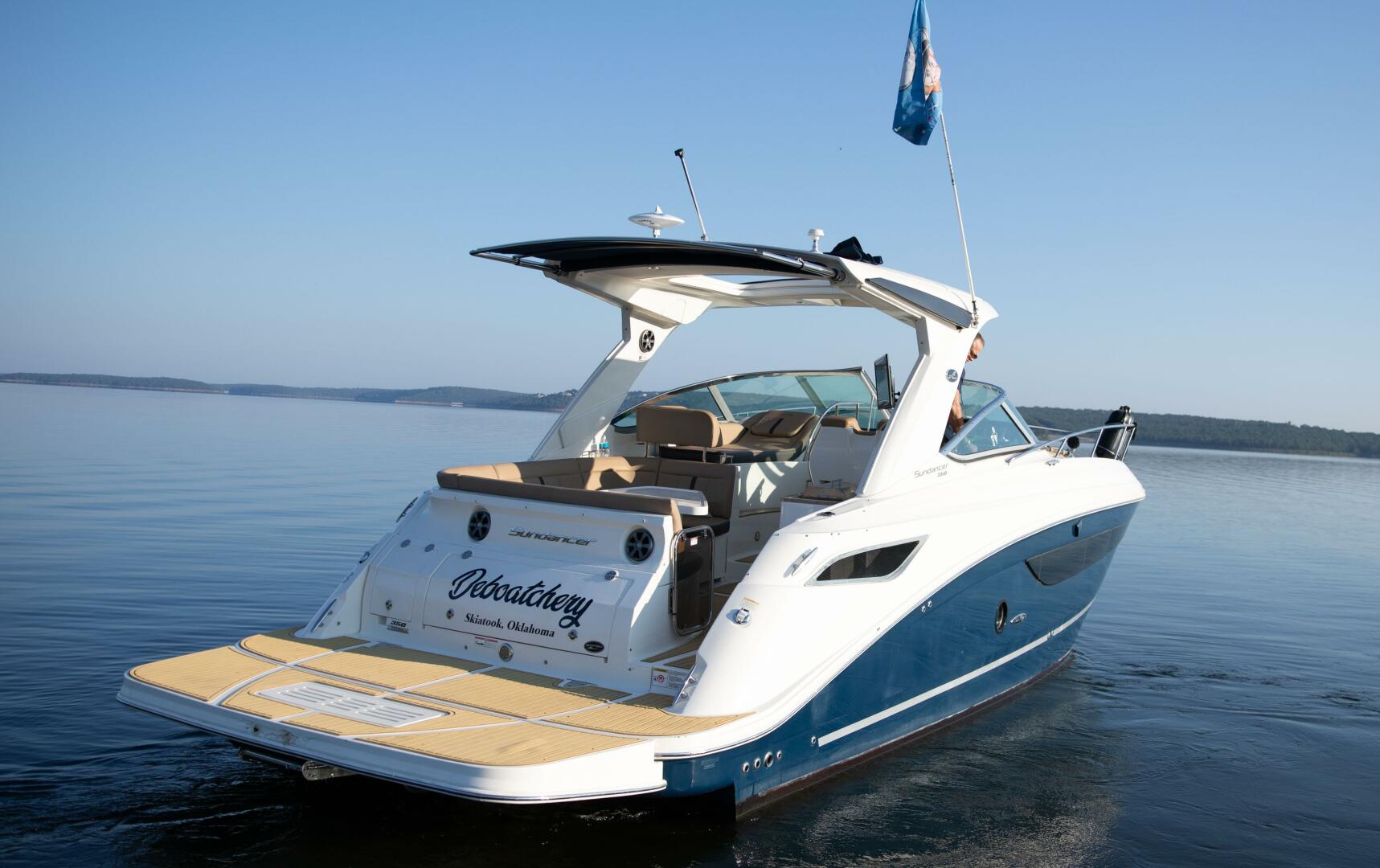 2016 Sea Ray Sundancer 350 - Image 3