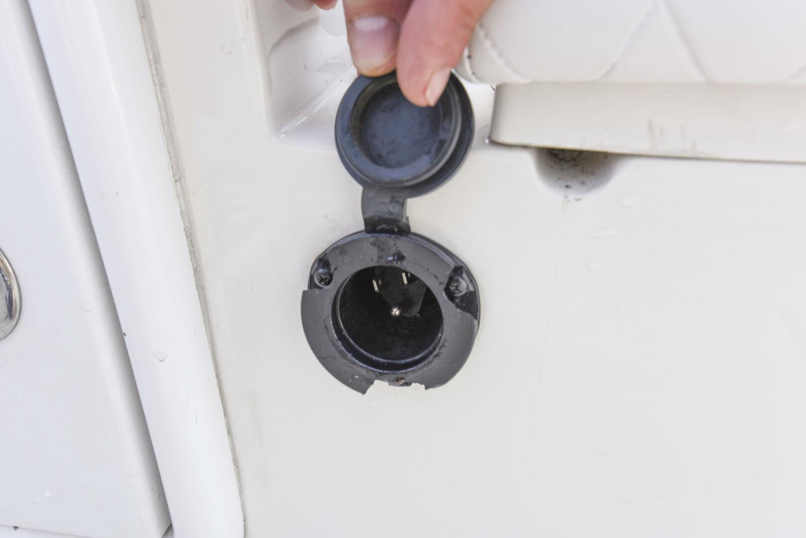 2022 Ranger 2360 Bay - Image 73