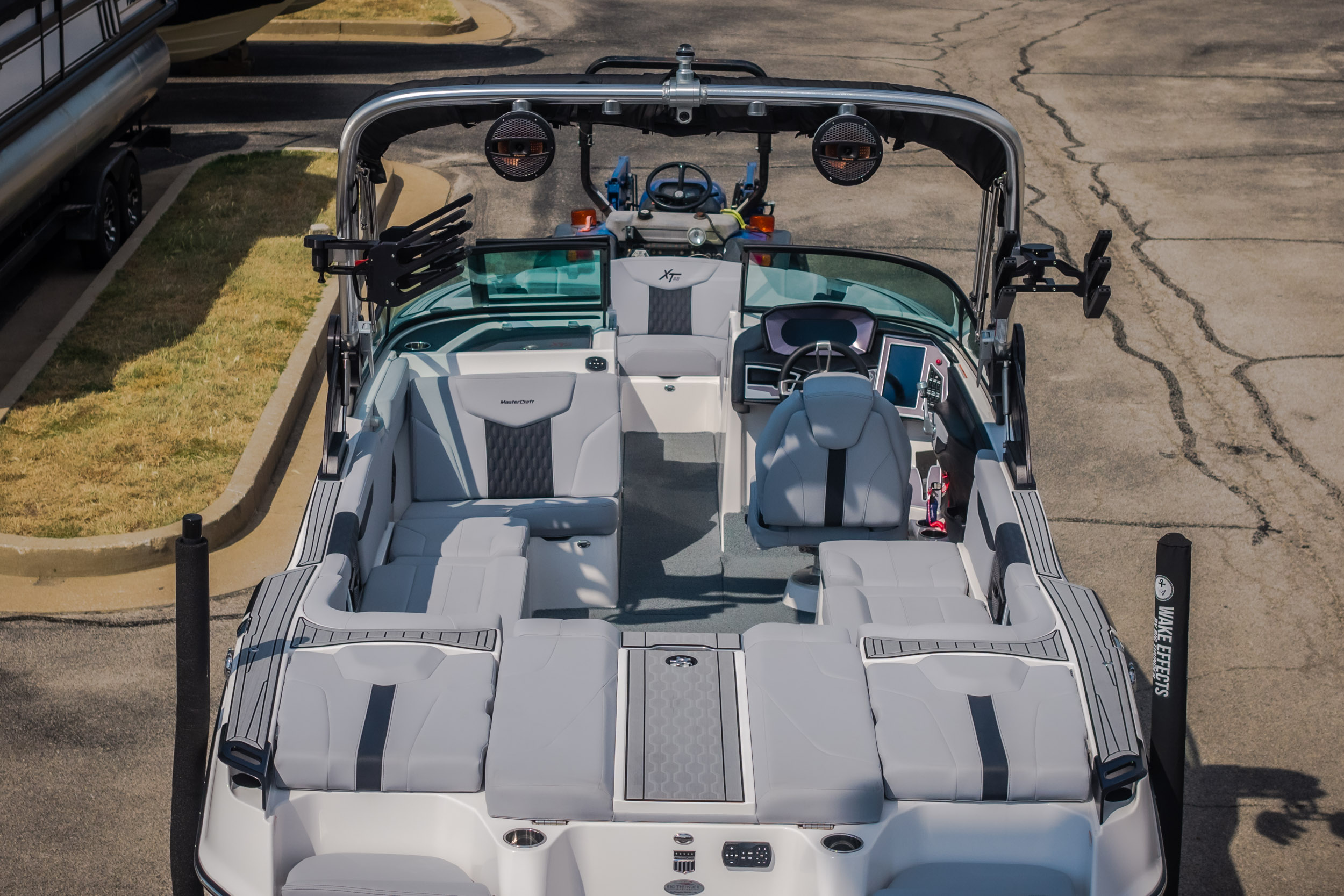 2024 MasterCraft XT25 - Image 71