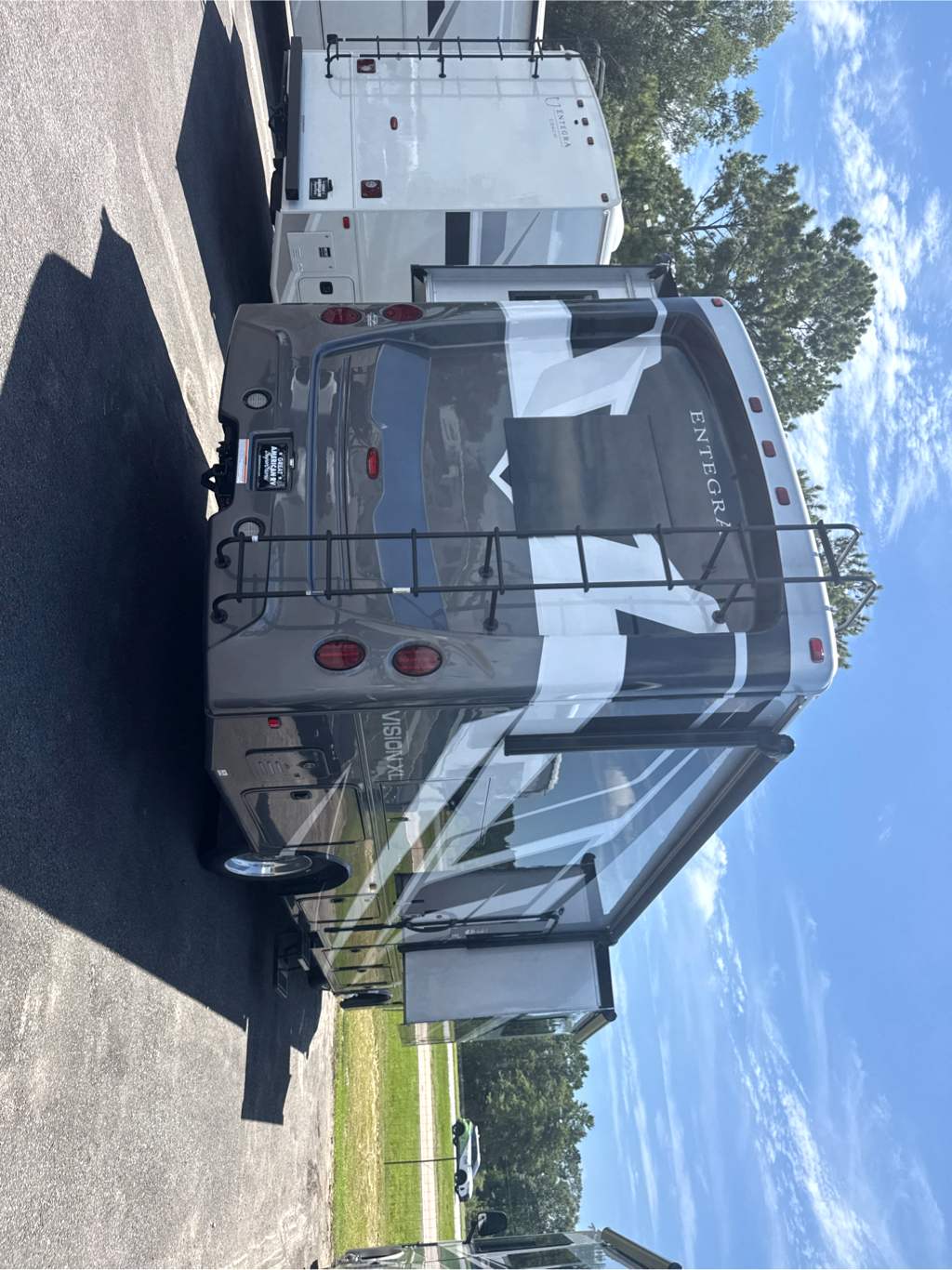 2027 ENTEGRA COACH VISION XL 31UL - Image 4