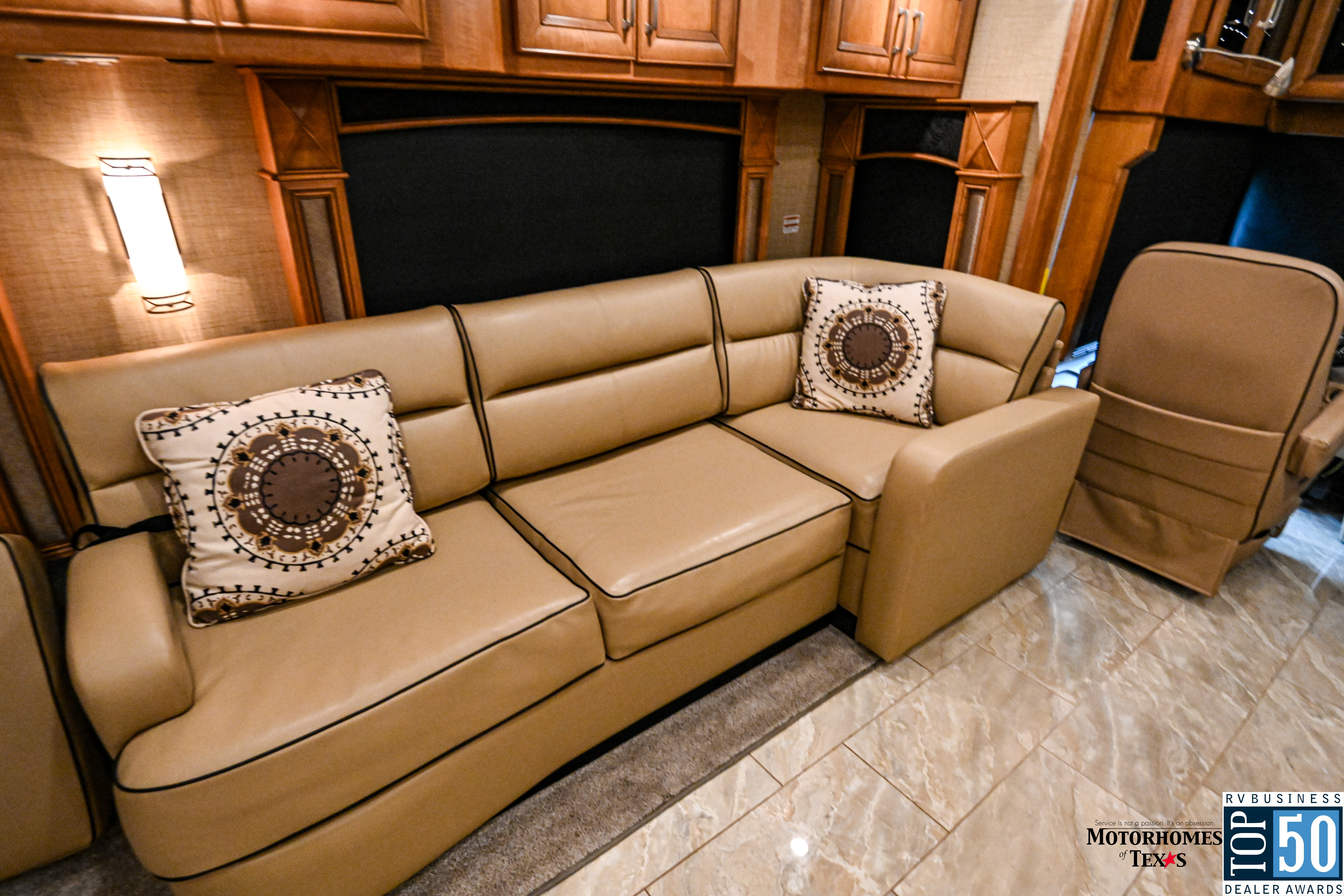 2015 American Revolution M39A - interior 4