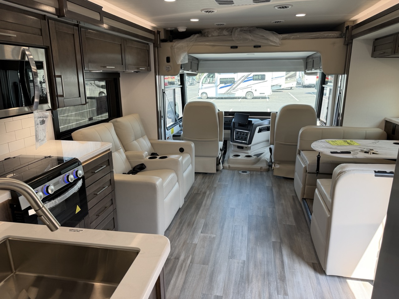 2026 Entegra Coach Vision XL 31UL - Image 20