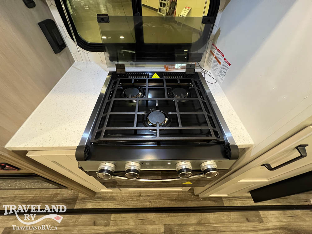 2027 Highland Ridge Roamer Light Duty 31TBTS - Image 12