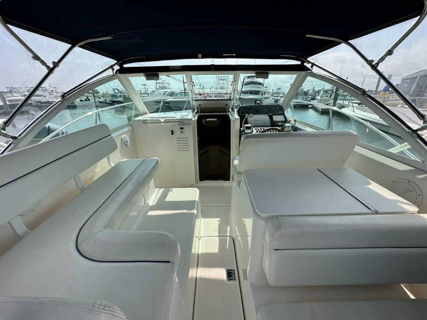 2006 Tiara Yachts 29 Coronet - Image 4