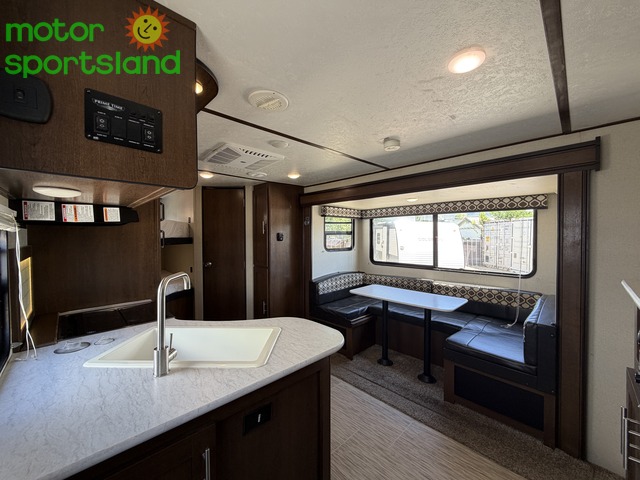 2020 Forest River Avenger 24BHS - Image 11