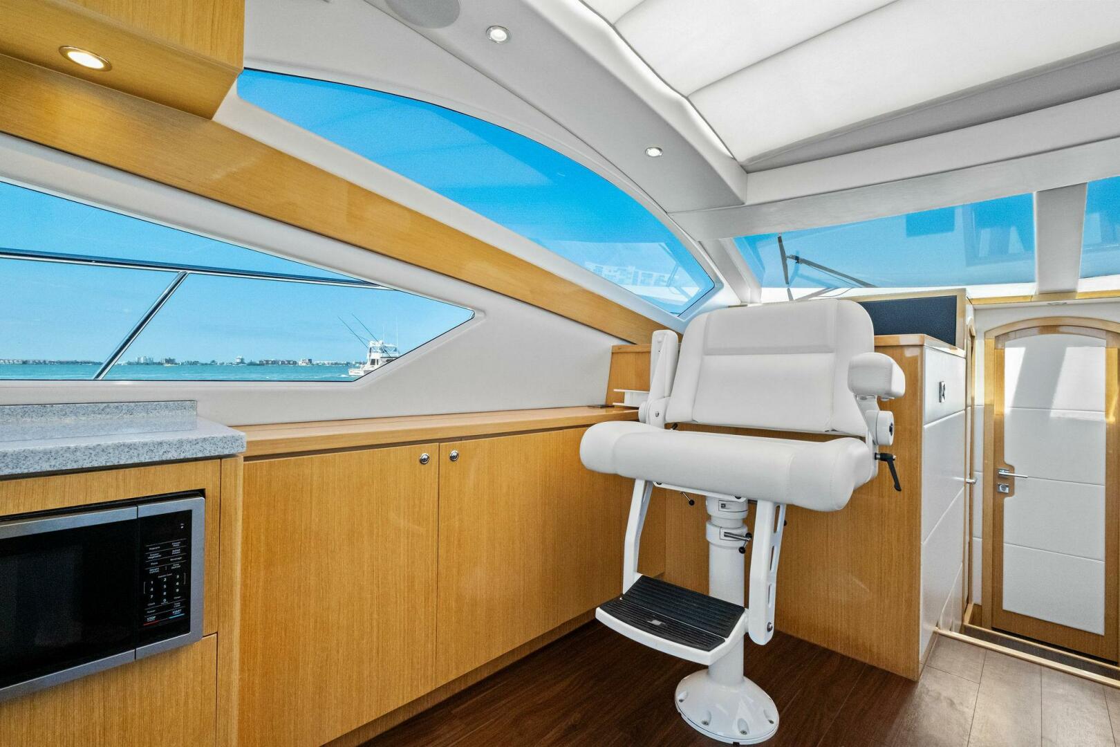 2018 Mares 47 Outboard Express Catamaran - Image 25