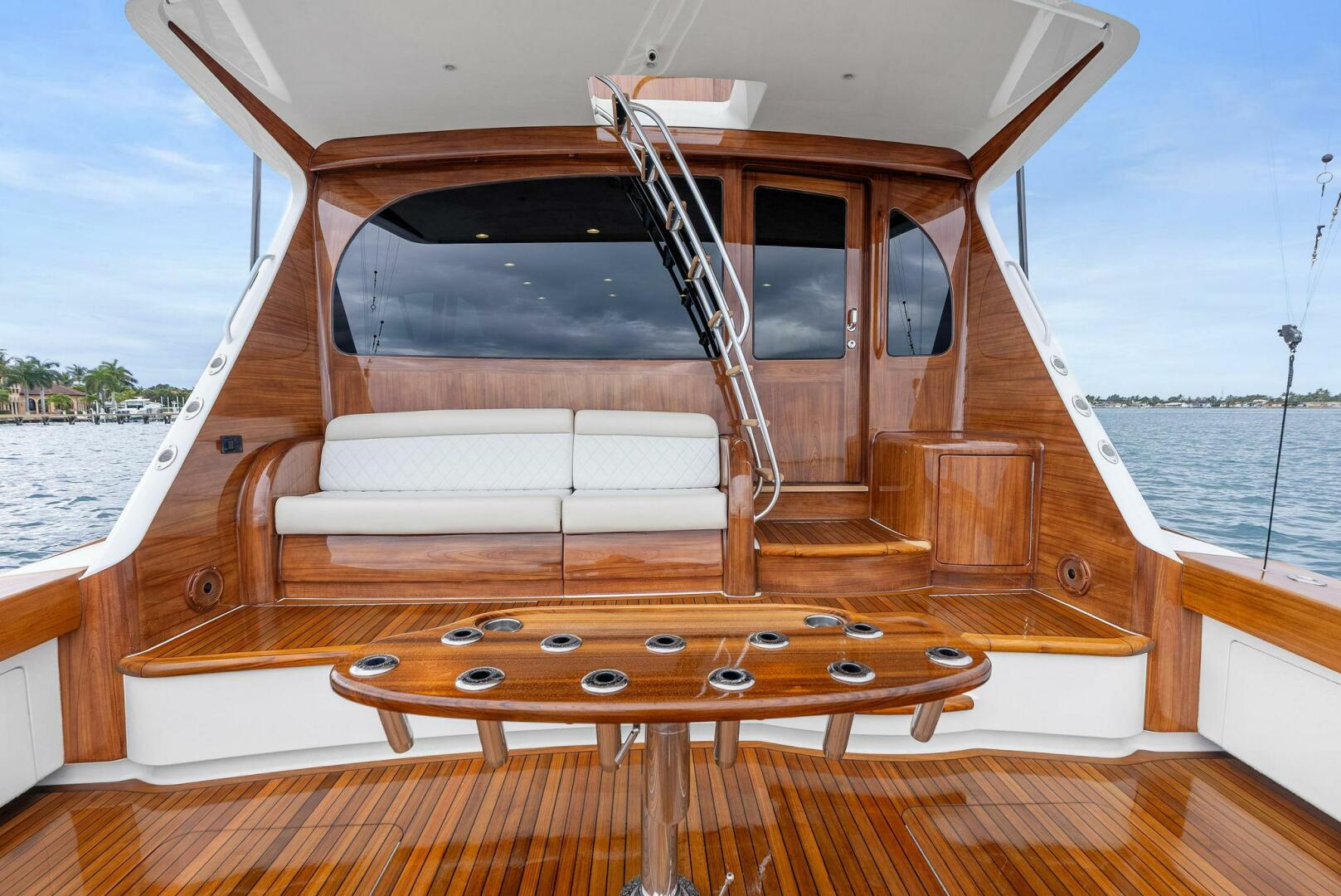 2022 Viking 68 Enclosed Bridge - Image 60