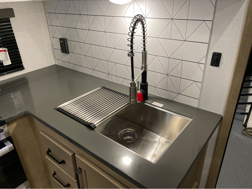 2023 Keystone Raptor 362 - Image 12