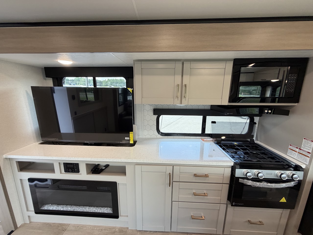2027 JAYCO JAY FEATHER 27MK - Image 10