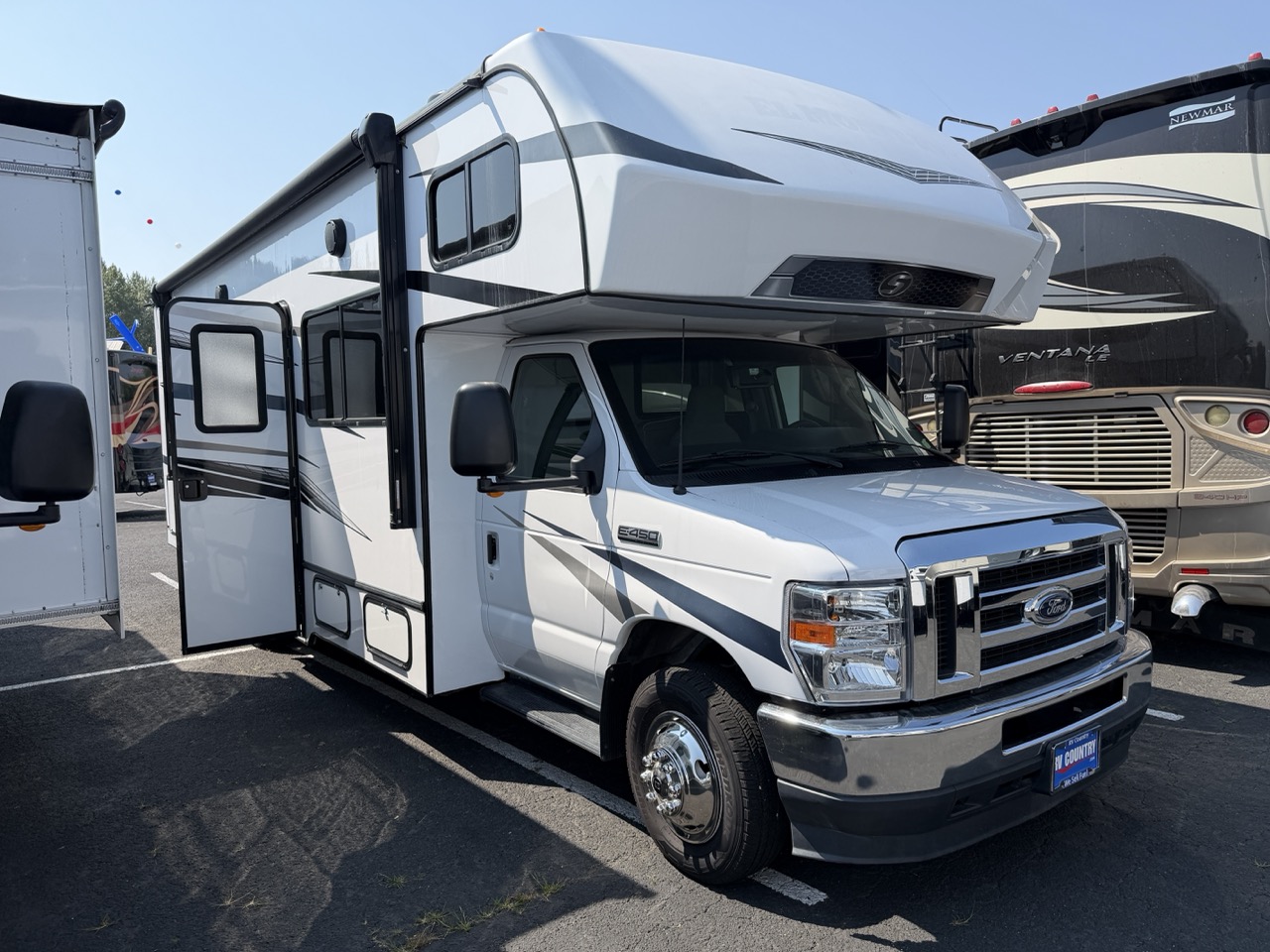 2024 Forest River Sunseeker 2950 LE