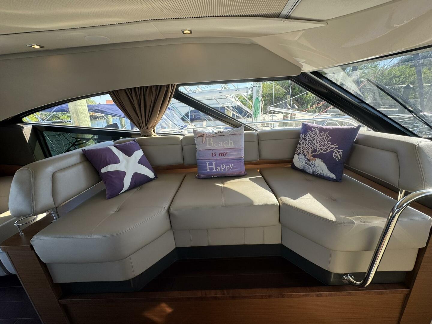 2016 Sea Ray 470 Sundancer - Image 13