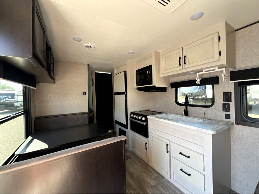 2023 JAYCO JAY FLIGHT 264BH - Image 7