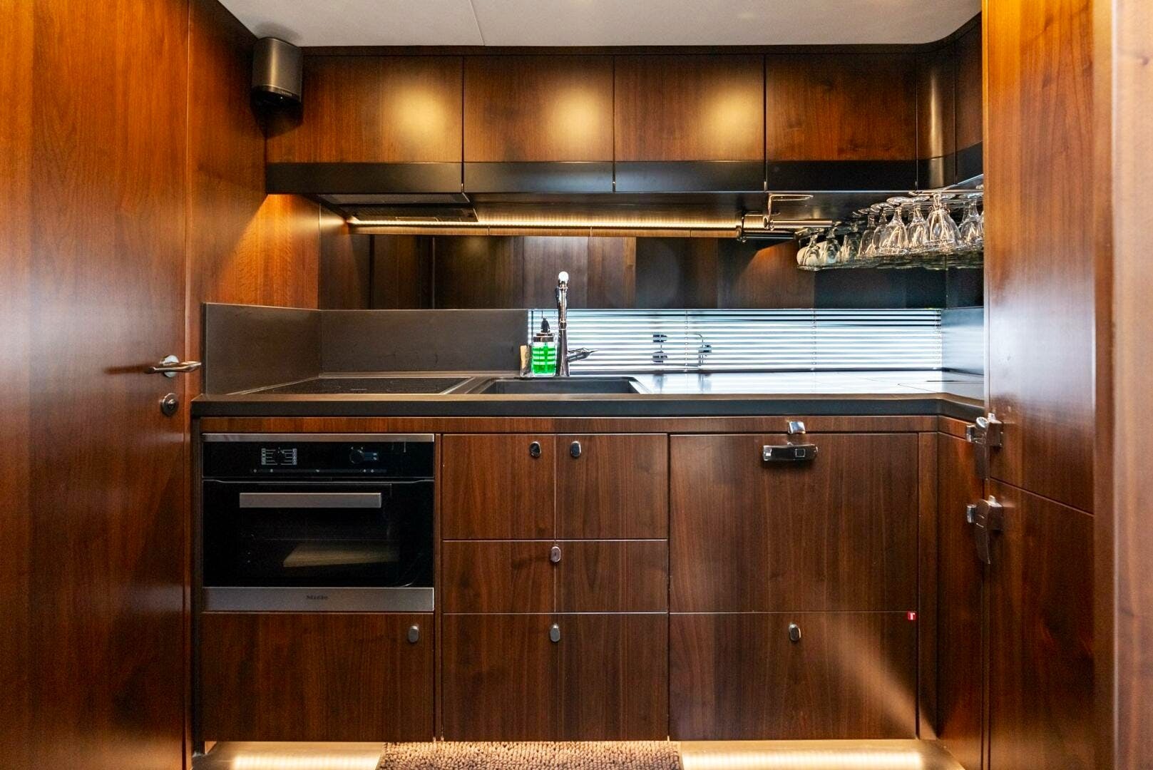 2019 Fairline - Image 17
