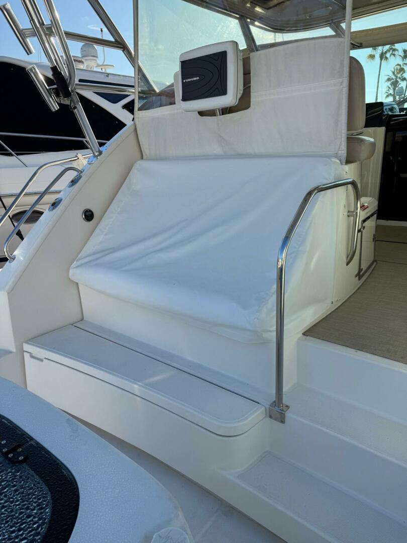 2015 Tiara Yachts 4300 Open - Image 37