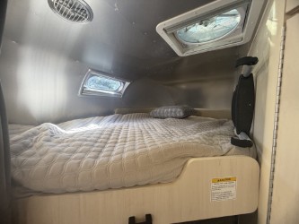 2026 AIRSTREAM FLYING CLOUD 30FBBT - Image 17