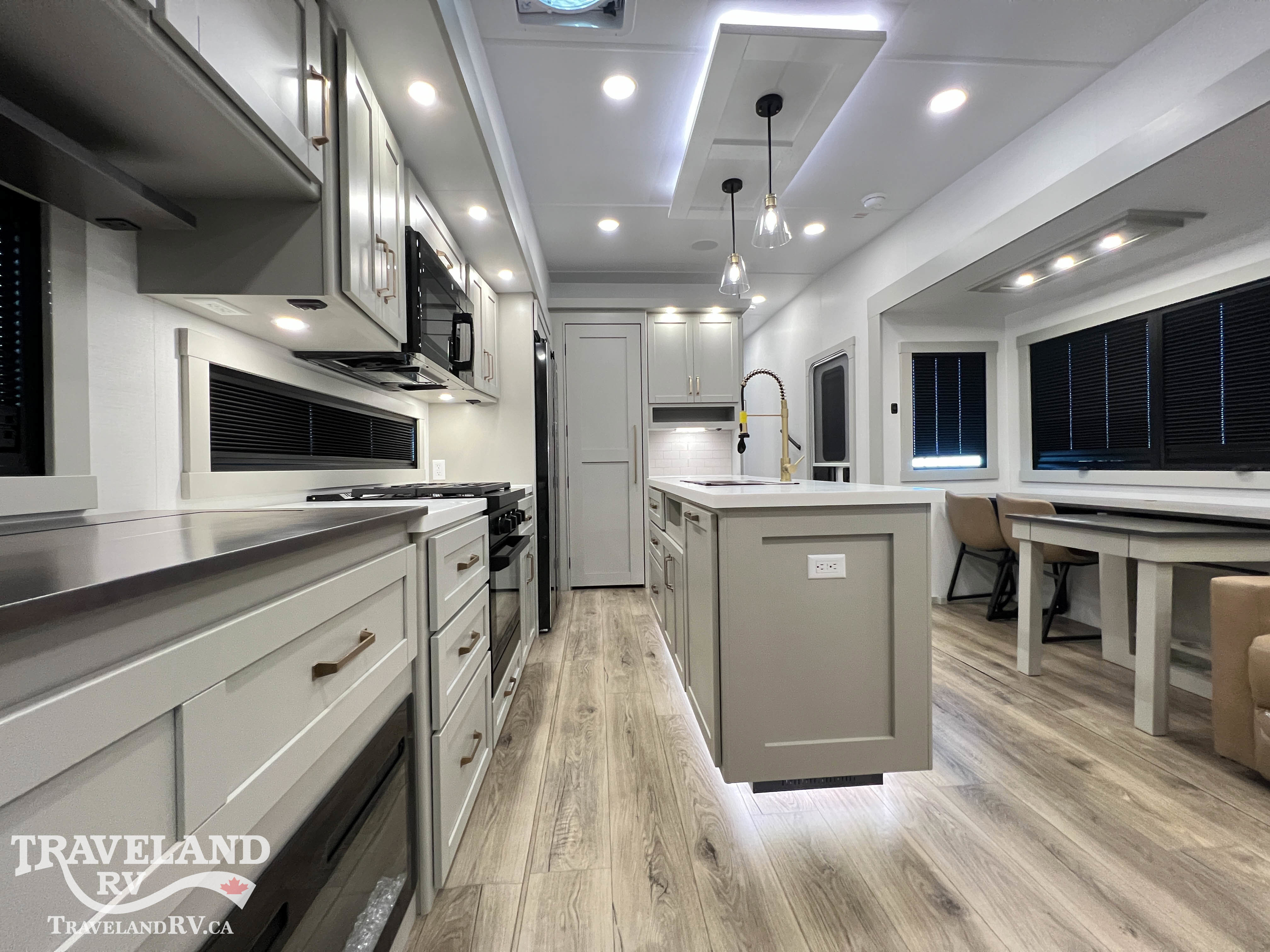 2026 Brinkley RV Model Z 3600 - Image 15