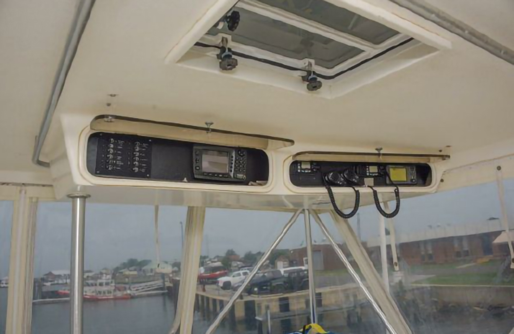 1999 Ocean Yachts 45 Super Sport Convertible - Image 6
