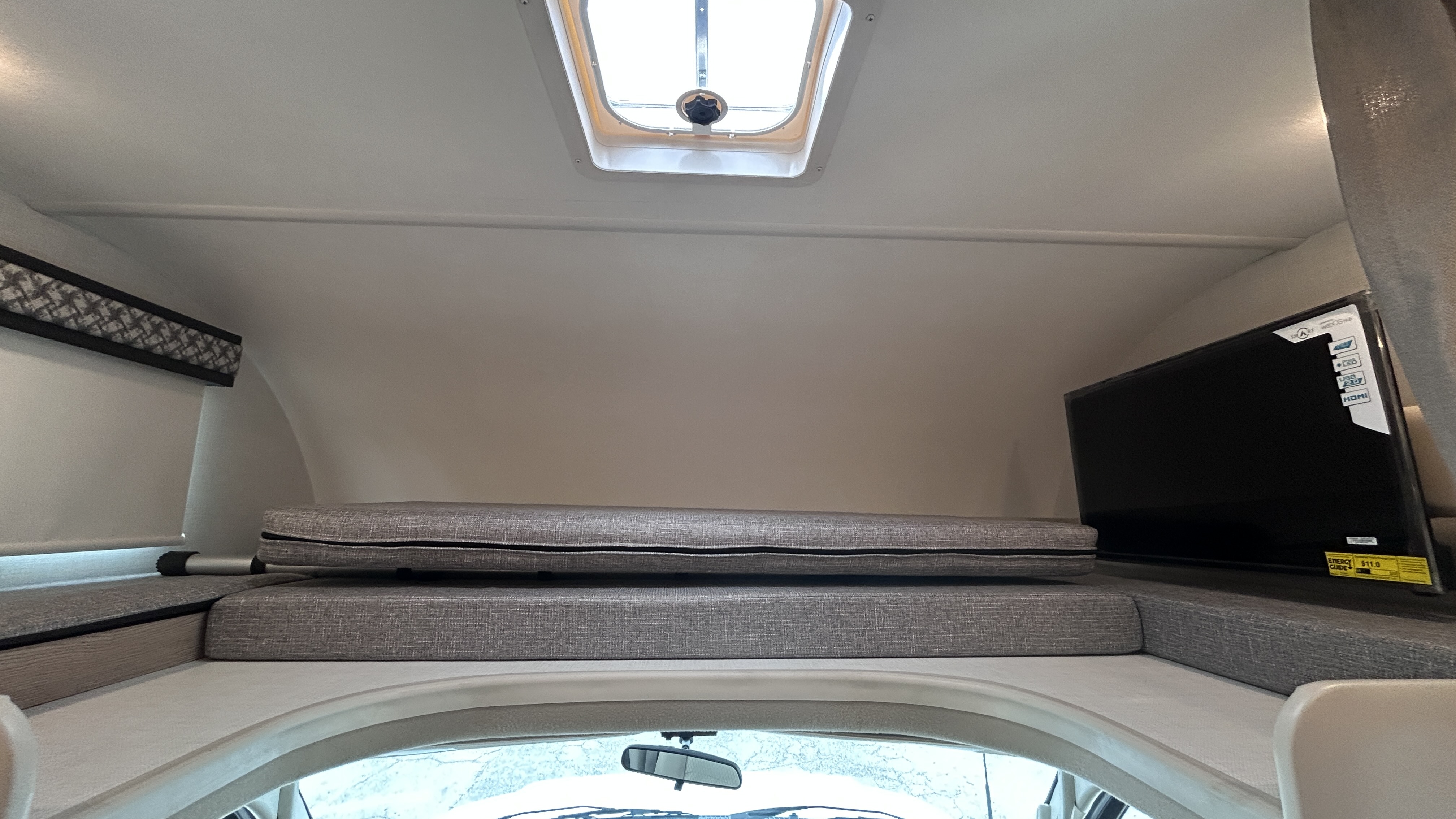 2026 Thor Motor Coach Quantum LC21 - Image 13