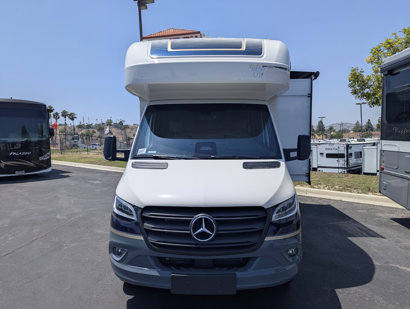 2027 Winnebago View 24R - Image 2