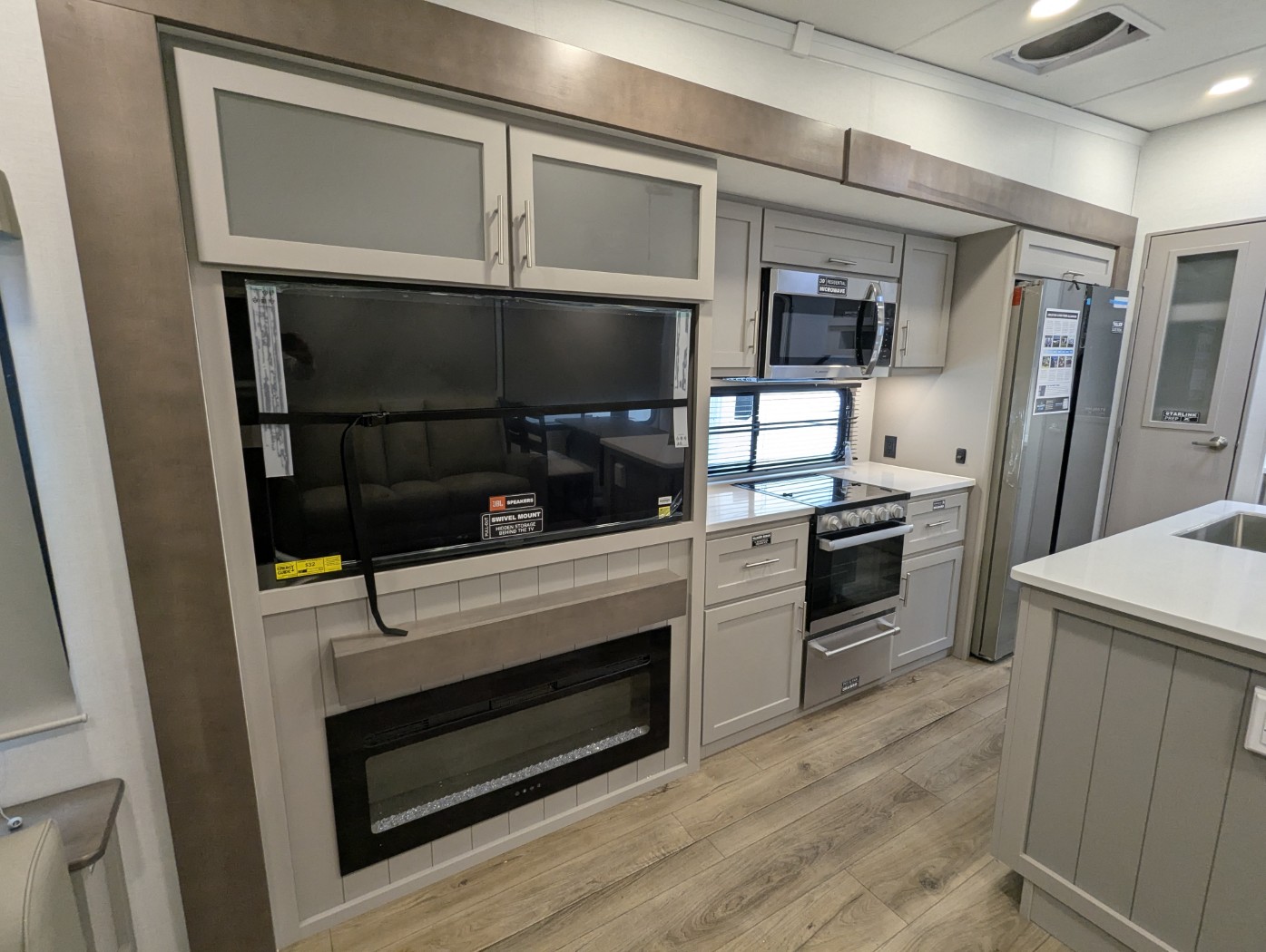 2026 Alliance RV Avenue 32RLS - Image 23