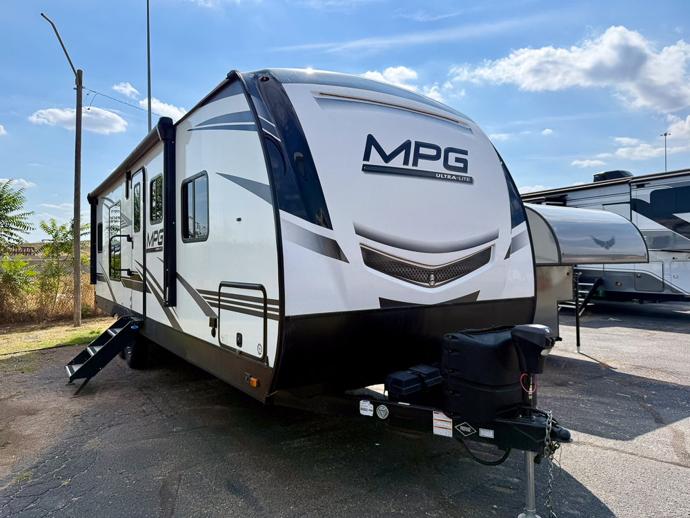 2022 CRUISER RV MPG ULTRA LITE TOY HAULER 2700 - Image 1