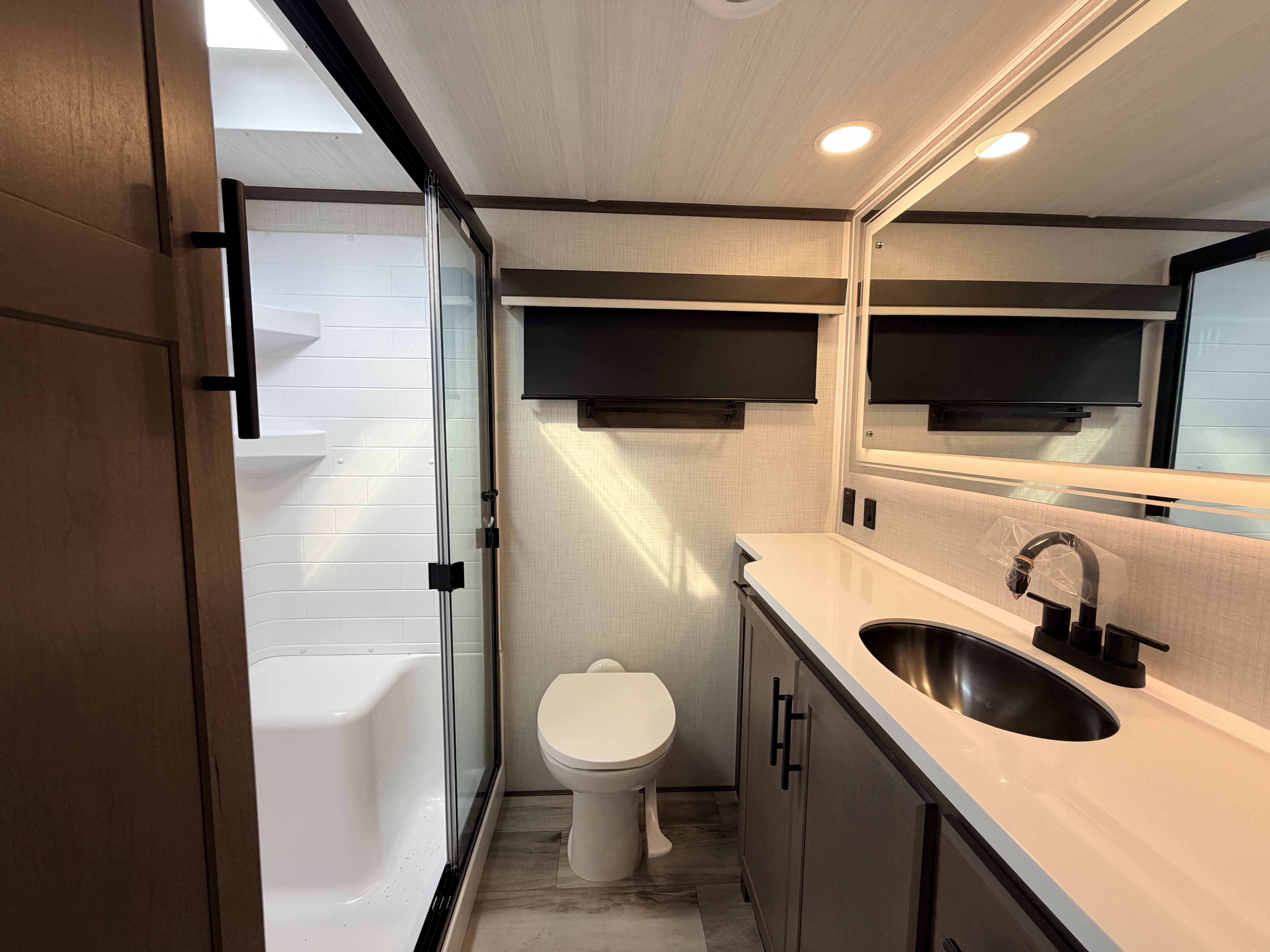 2027 Keystone Cougar 316RLS - Image 19