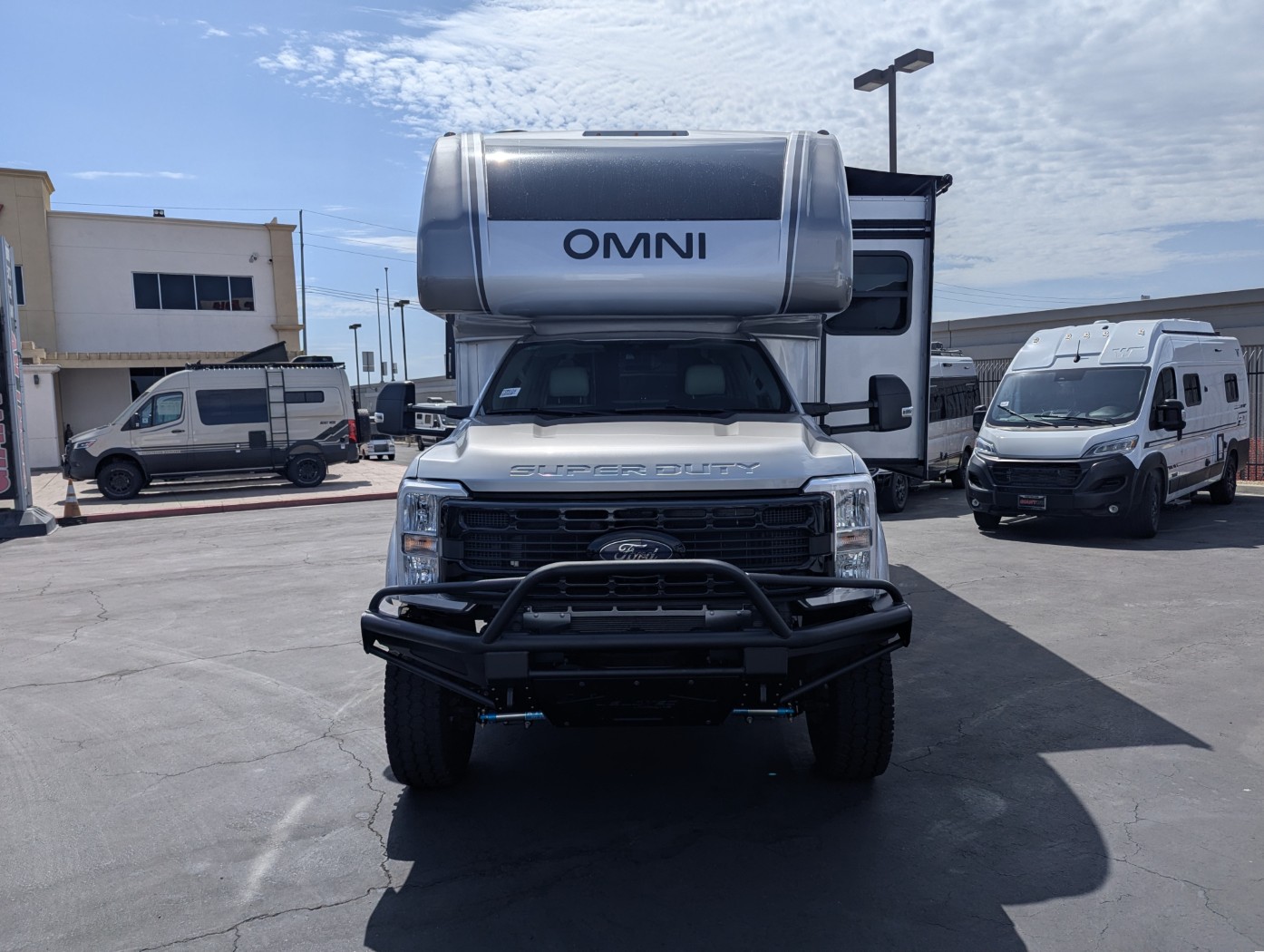 2026 Thor Motor Coach Omni Trail S29 - ATH EDITION - Image 2