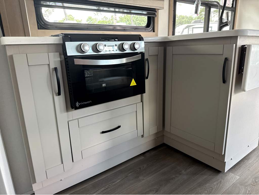 2027 ENTEGRA COACH ESTEEM XL 32U - Image 18