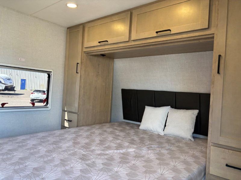 2027 Ember RV Touring Edition 2200ETL - Image 6