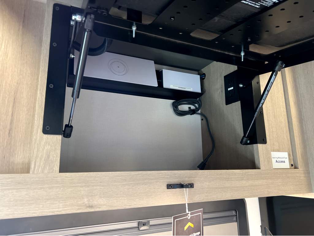 2026 GRAND DESIGN LINEAGE SERIES F 31ZW - Image 13