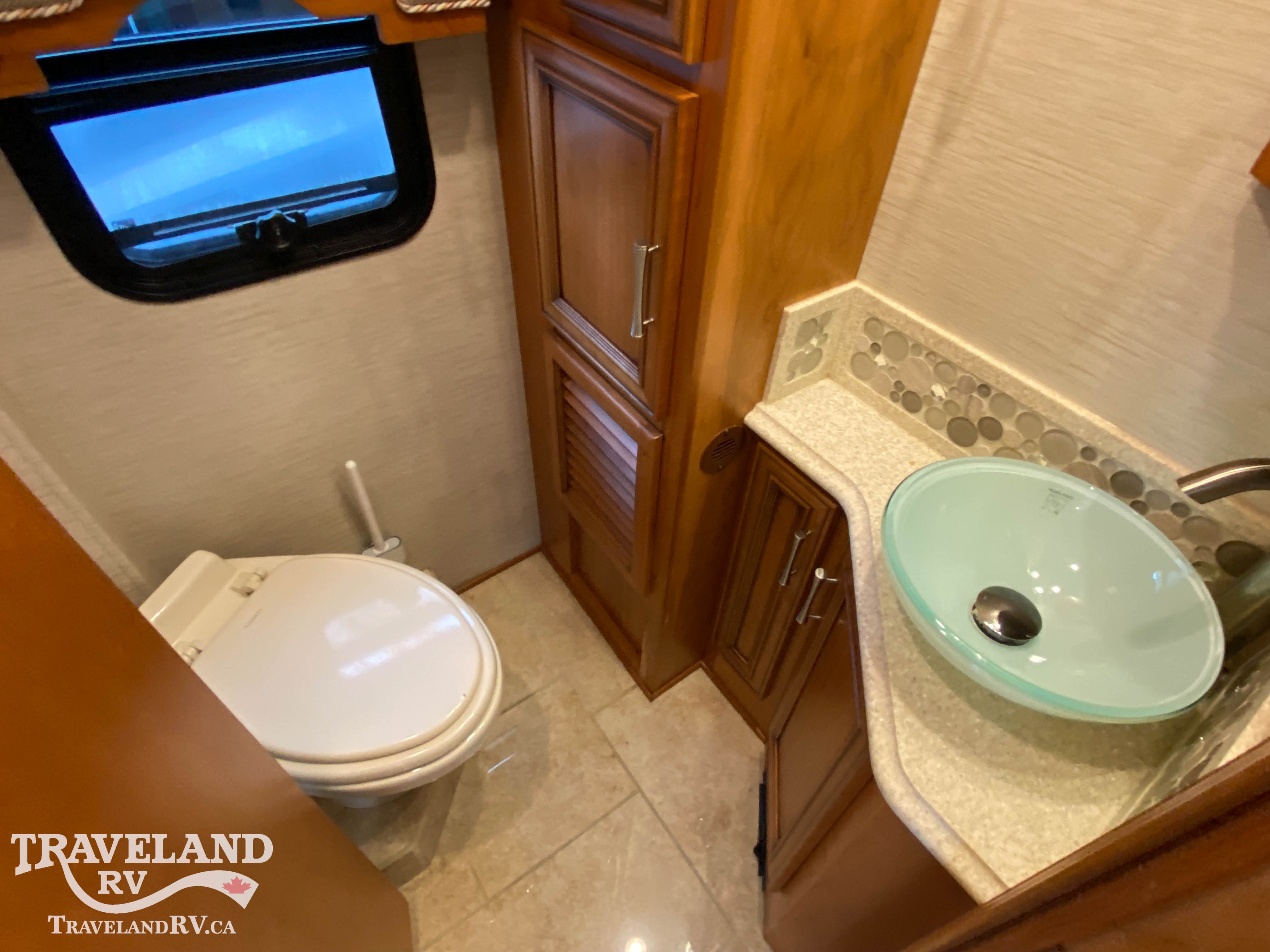 2018 Newmar Ventana 4037 - Image 29