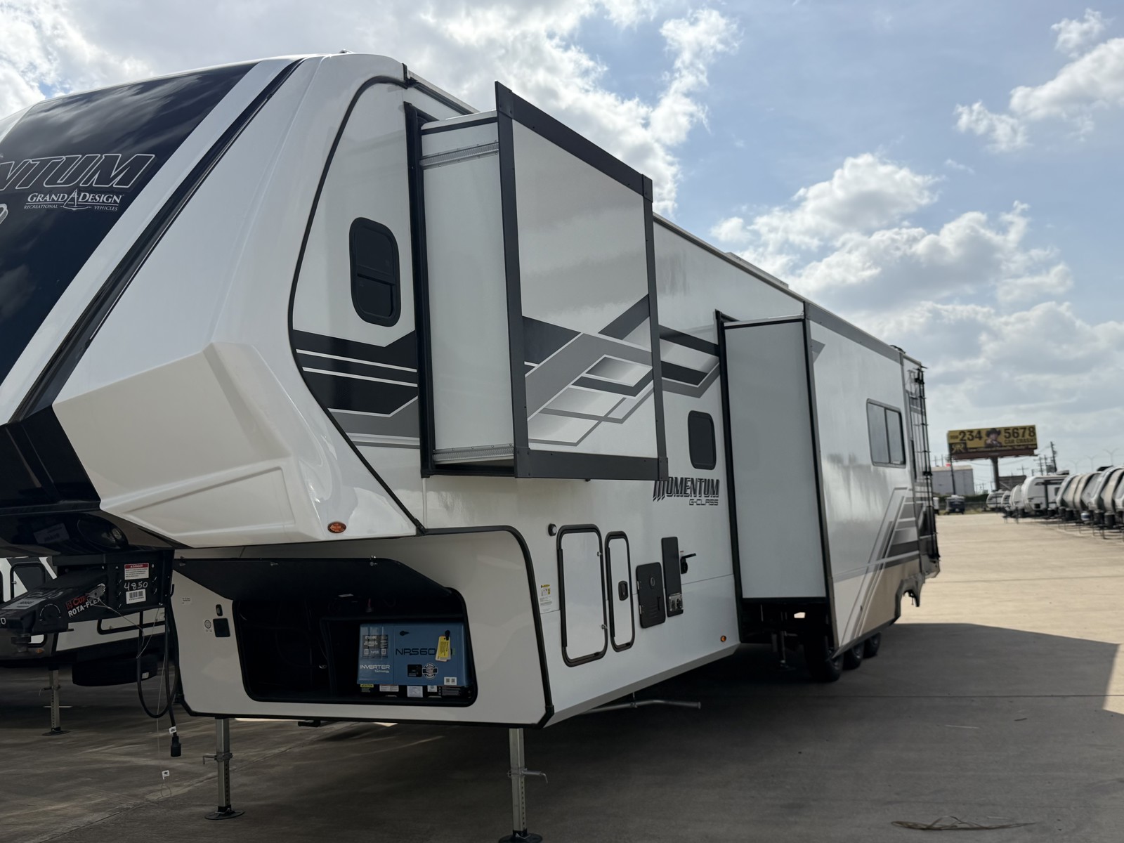2026 GRAND DESIGN 394G - Image 3