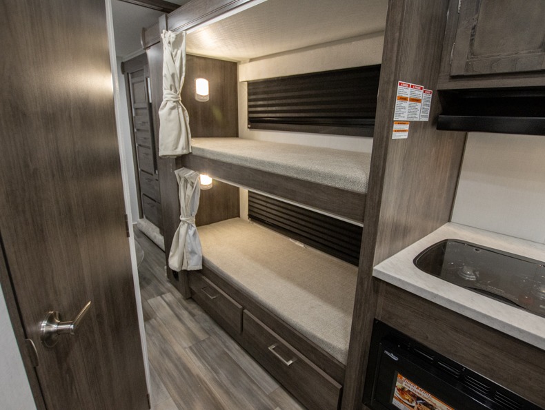 2026 Jayco Redhawk SE 31FF - Image 12