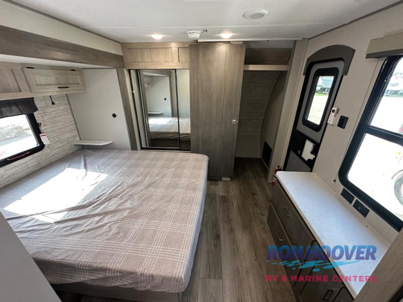 2026 COACHMEN 333DORM - Image 40