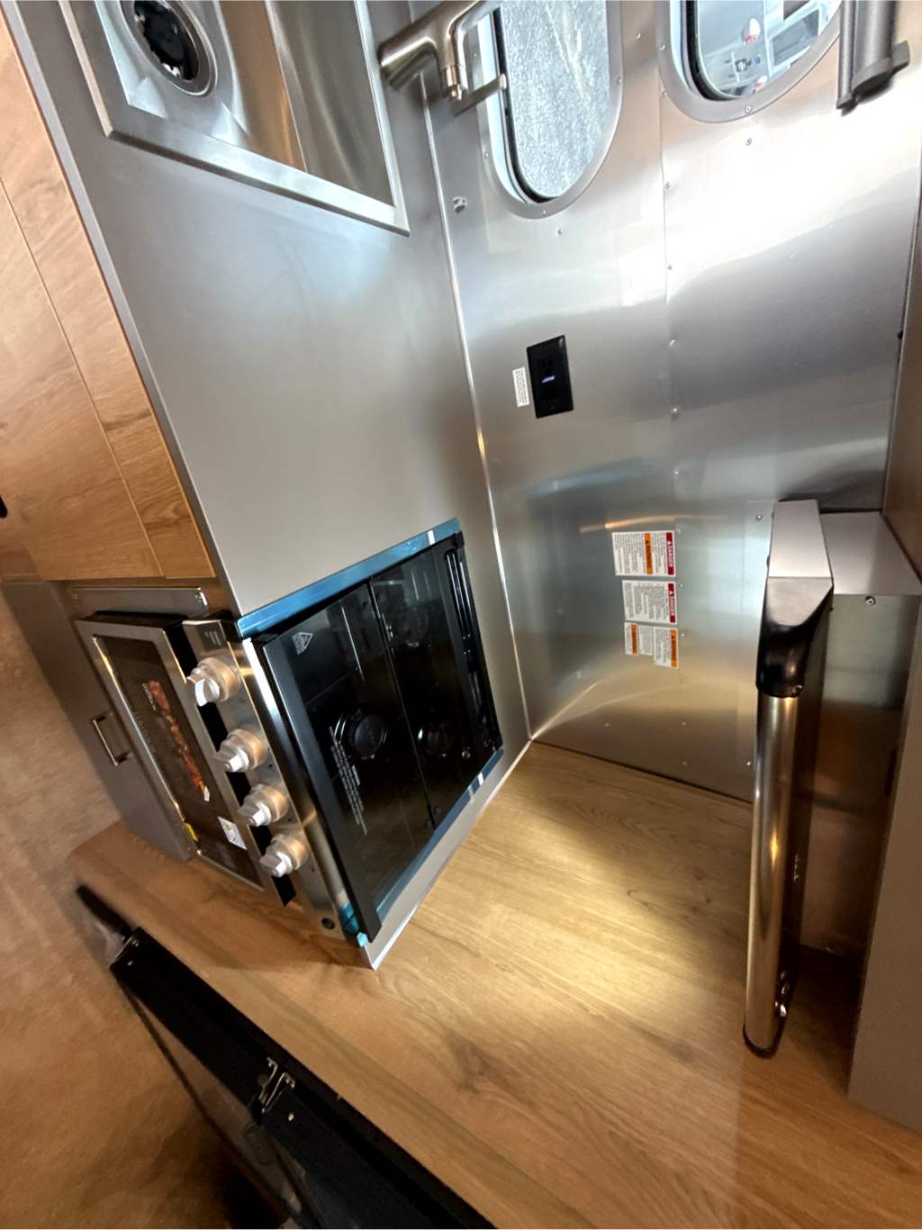 2026 AIRSTREAM TRADE WIND 23FBT - Image 17