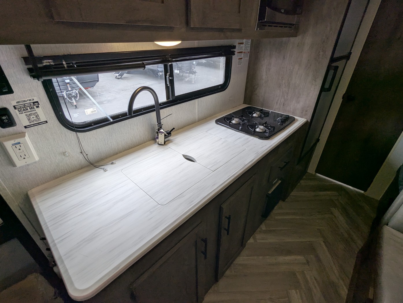 2022 Forest River EVO 177BQ - Image 13