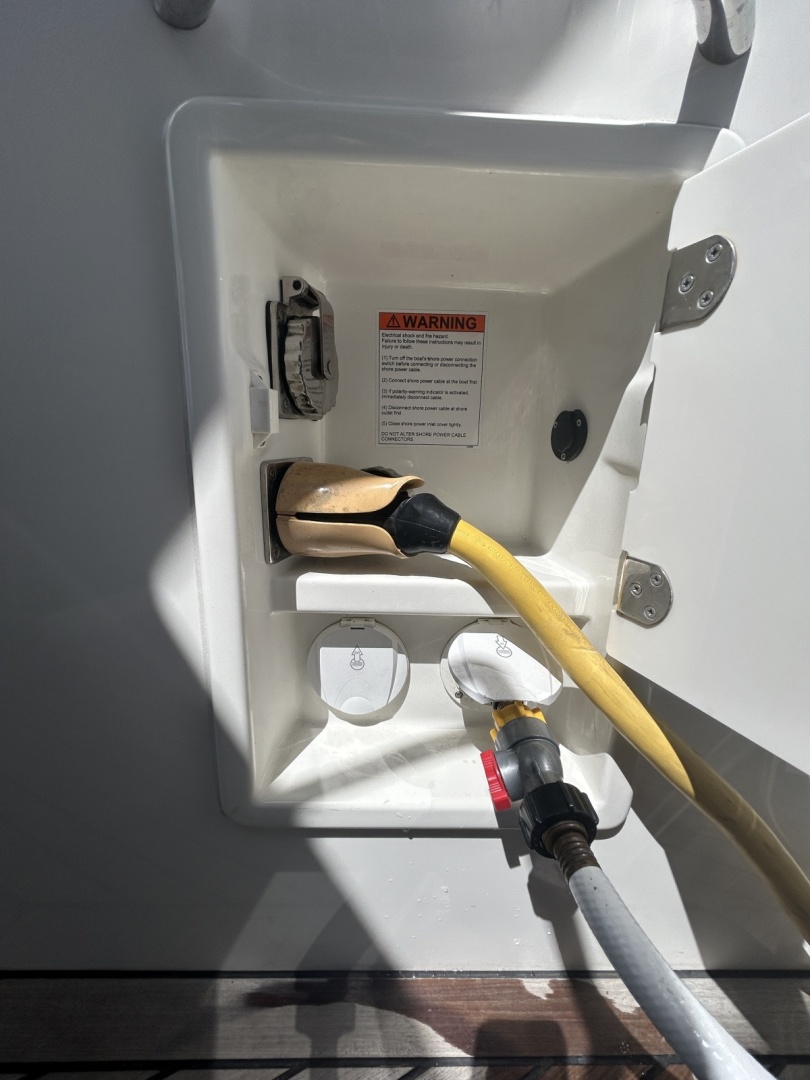 2022 Beneteau ST - Image 29